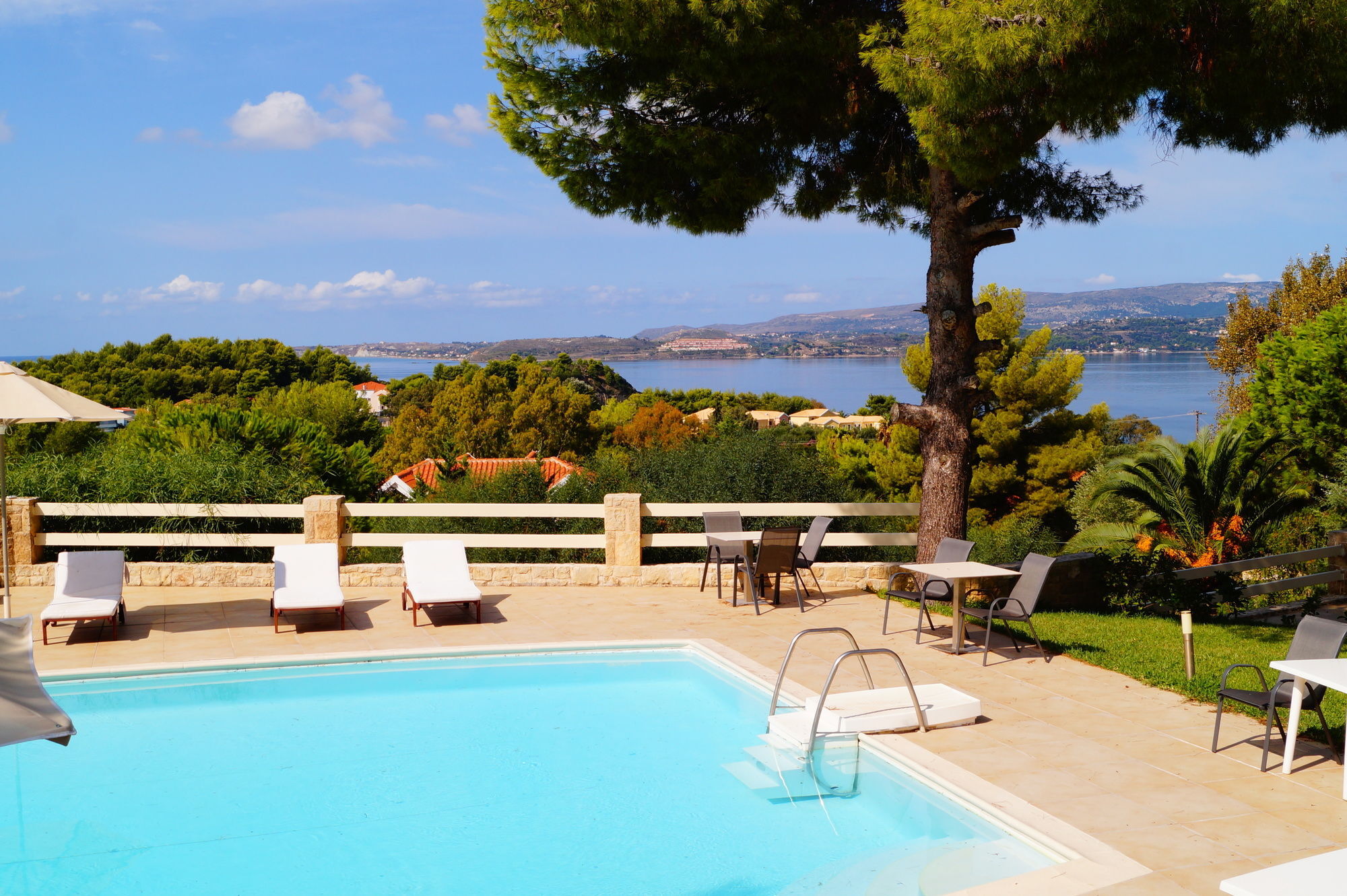 Belvista Luxury Apartments Argostoli  Ngoại thất bức ảnh