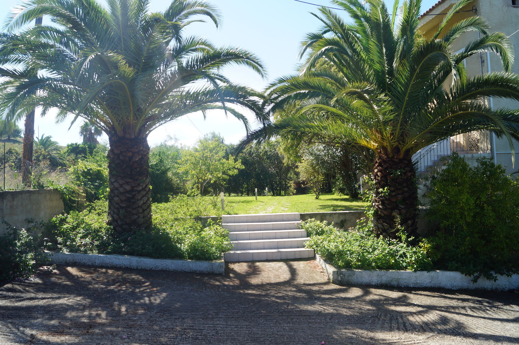 Belvista Luxury Apartments Argostoli  Ngoại thất bức ảnh
